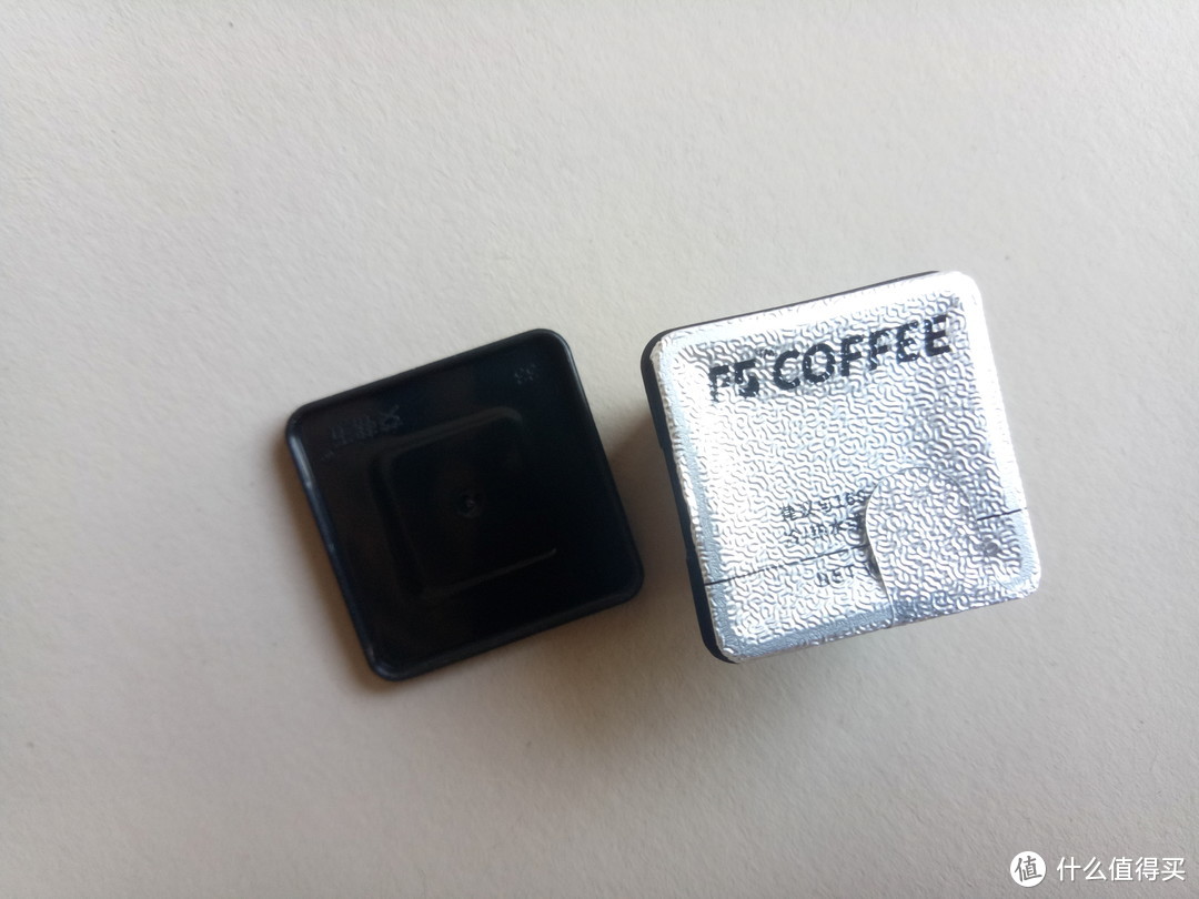 “键帽”里藏的咖啡会是怎么样的呢？----F5 超即溶冷萃冻干咖啡 快饮基础系列