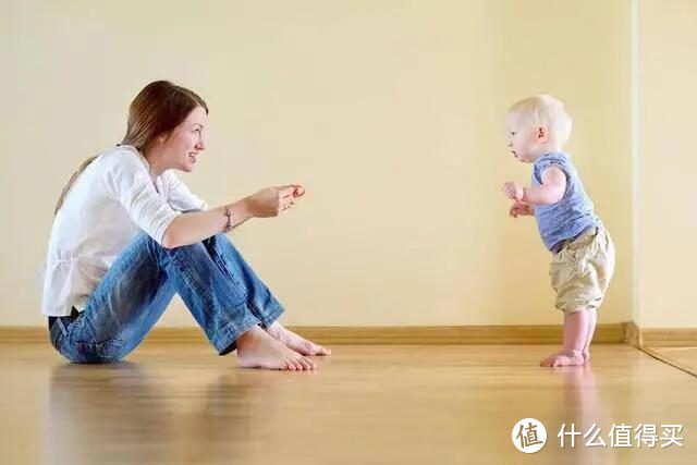 0-12月宝宝的运动发育过程，不同阶段做不同的训练，促进宝宝发育