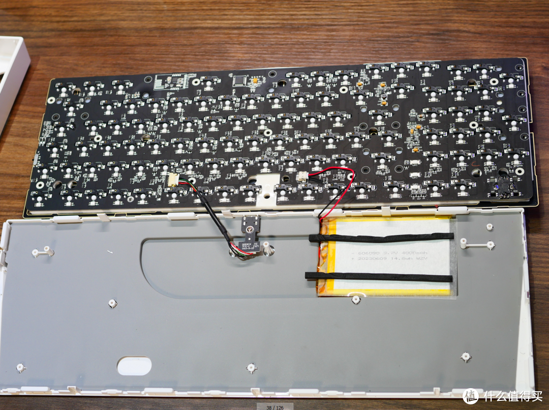 京东自营也有卷王机械键盘，游戏更爽的玄派PD98 超银版拆解评测。