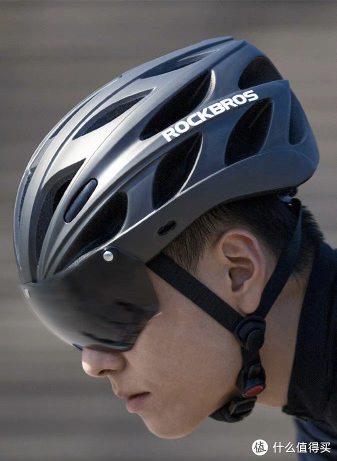骑行路途中-装备一定不能少，骑行头盔-山地自行车头盔安全帽！
