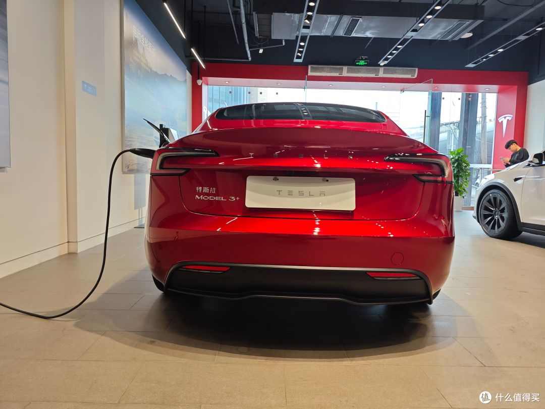 model3探店静态体验全方位提升的新一代特斯拉