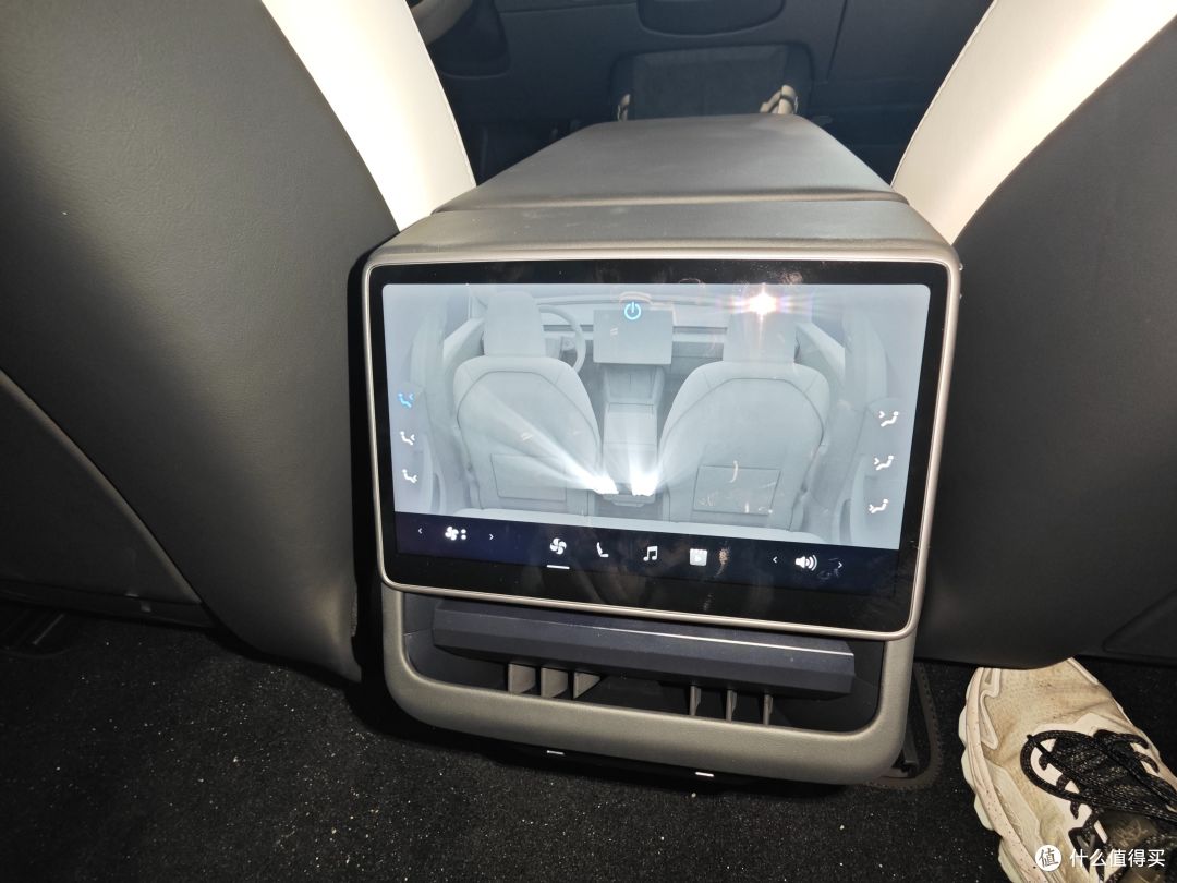 model3探店静态体验全方位提升的新一代特斯拉