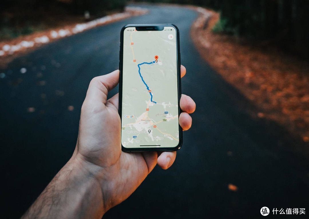 老司机都吵翻天了：高德地图和百度地图，究竟谁更好用？
