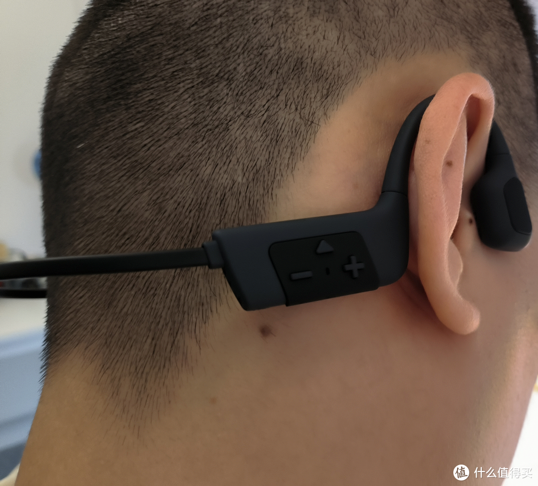 骨传导耳机新卷王戴灵S800，IPX8级防水的骨传导耳机卷到300元内