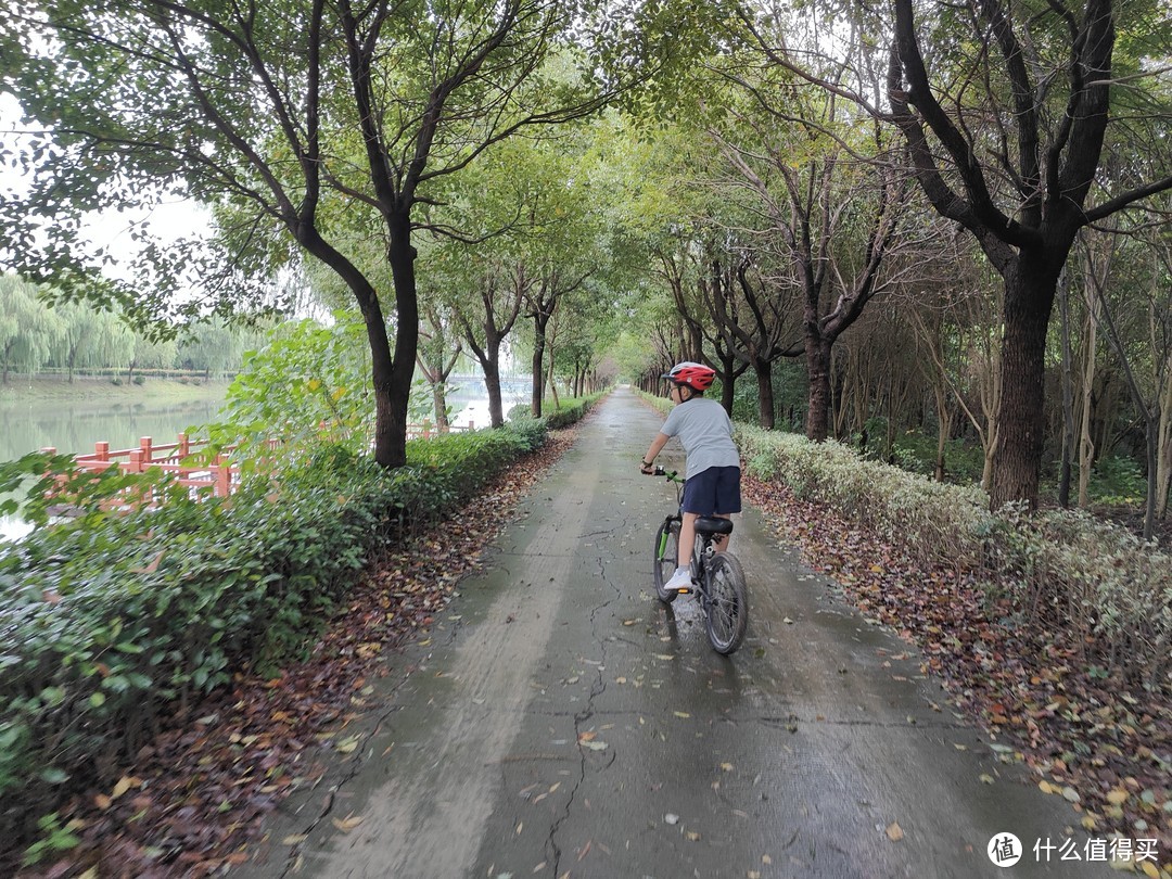 三千元，三台车，若干配件，让我全家乐享骑行的快乐！