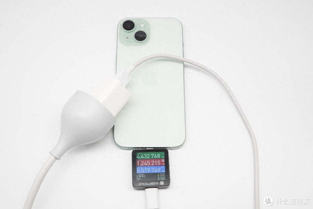 传统“快充”体验，务实版机型，iPhone 15 手机充电评测
