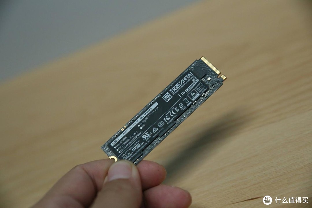 致态Ti600 PCIe4.0 M.2固态硬盘上机评测，7000MB/S的速度果真不是盖的！