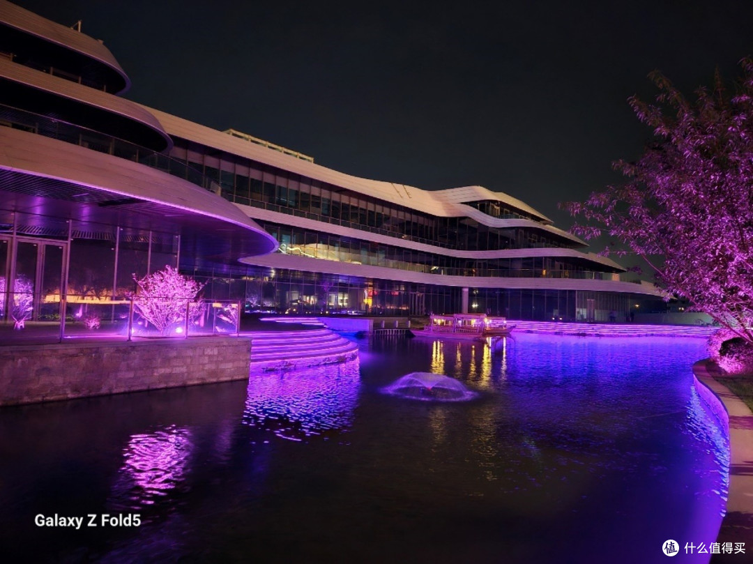 轻薄耐用的全能折叠屏手机 三星Galaxy Z Fold5深度评测