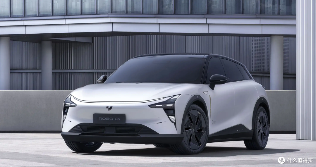 极越01搭载百度阿波罗,挑战华为鸿蒙的深度造车模式.