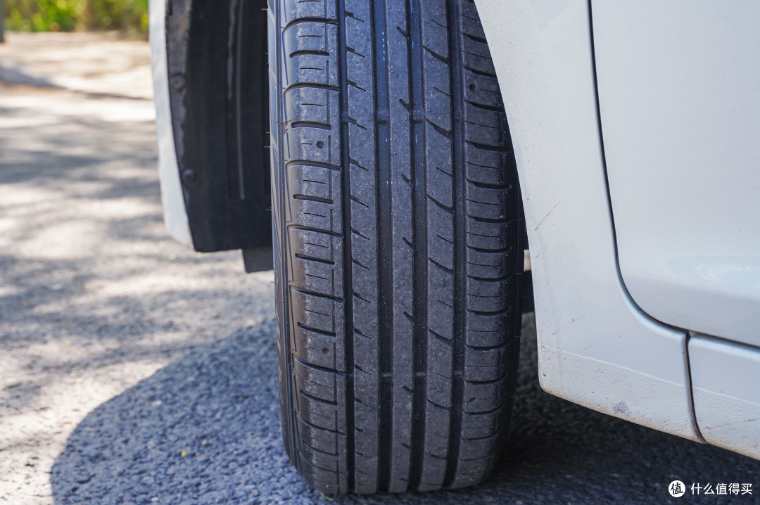 买菜车换轮胎记,飞劲ze 914让驾驶安全性拉满