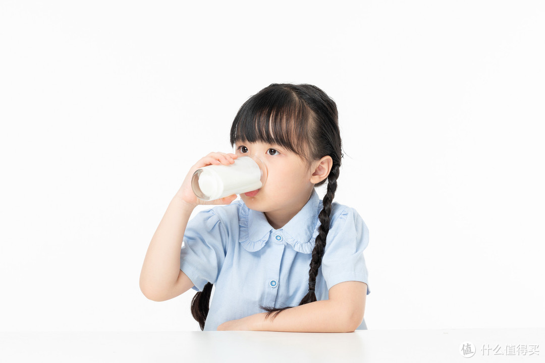 孩子爱喝，家长放心的好牛奶