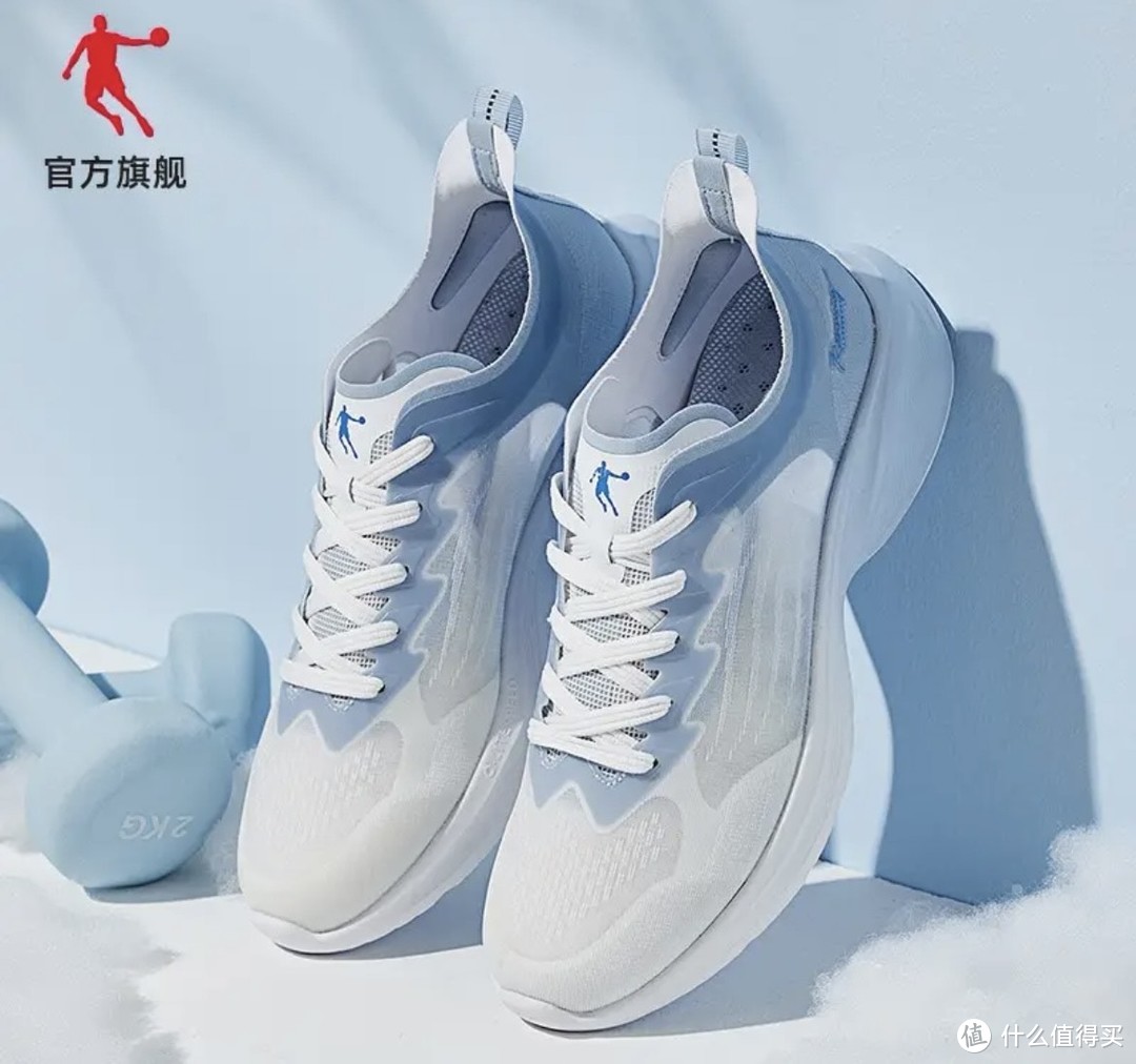 漫跑追风，你需要选一双合适的国产品牌运动鞋，现在快来京东百亿补贴选购吧！