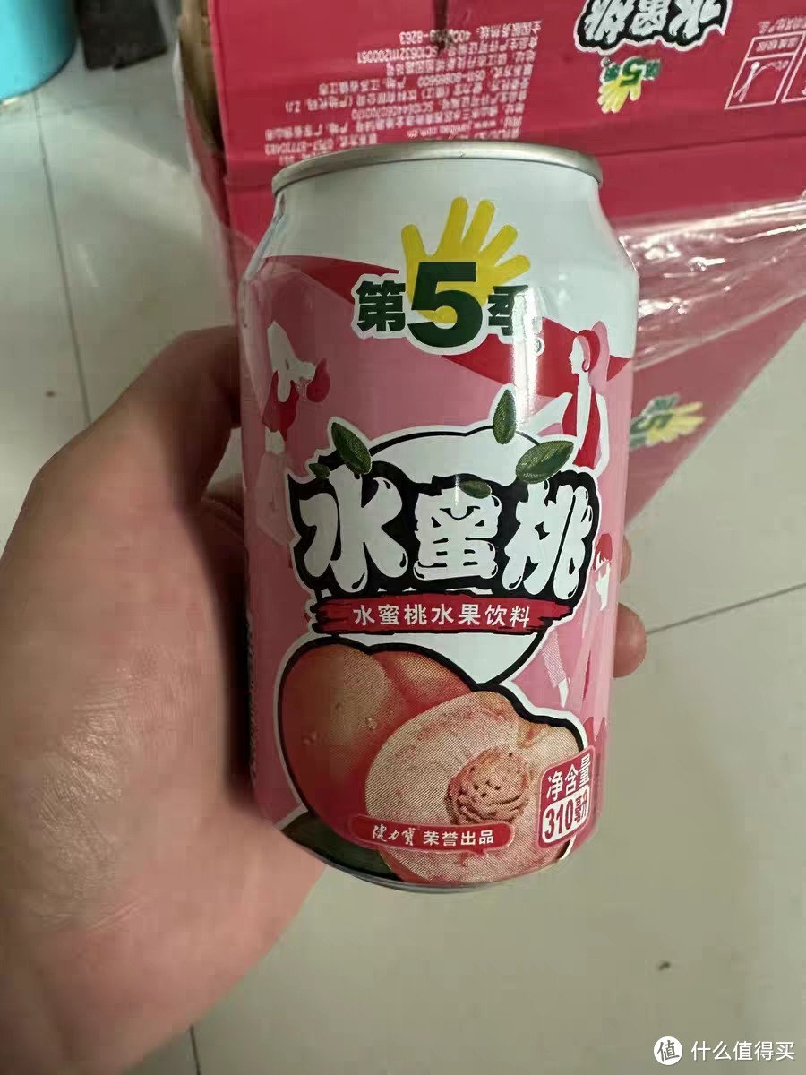 水蜜桃的诱惑，健力宝第五季水果饮料的甜蜜之旅