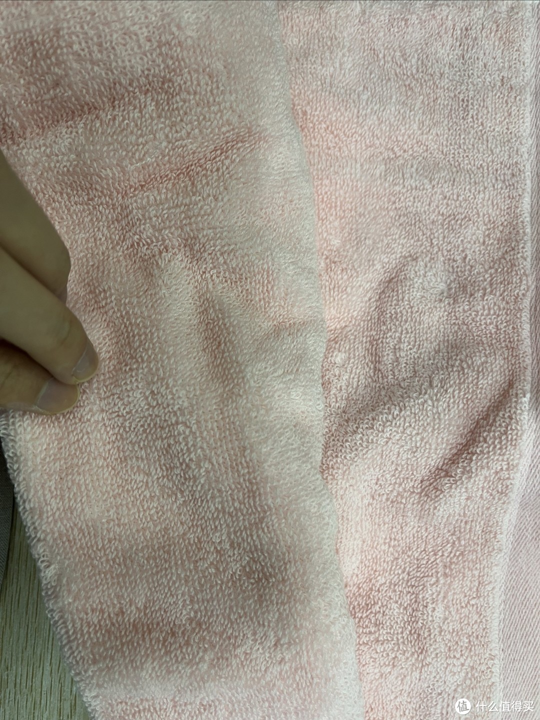你更喜欢洁丽雅的纯棉毛巾还是一次性洗脸巾呢？