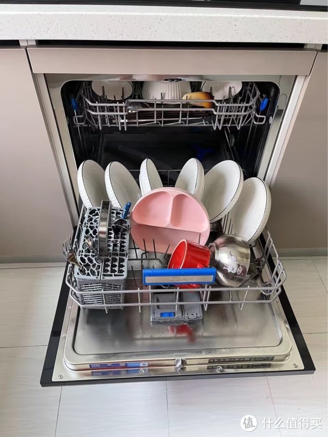 老板B60D嵌入式洗碗机：定义洗碗新标准的创新之作