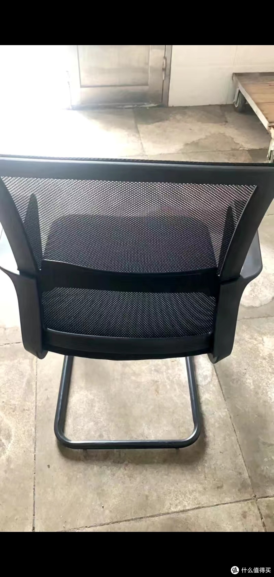 人体工学椅：久坐办公经典之选、透气网布、倚靠贴合、加粗碳钢、人体工学、乳胶坐垫