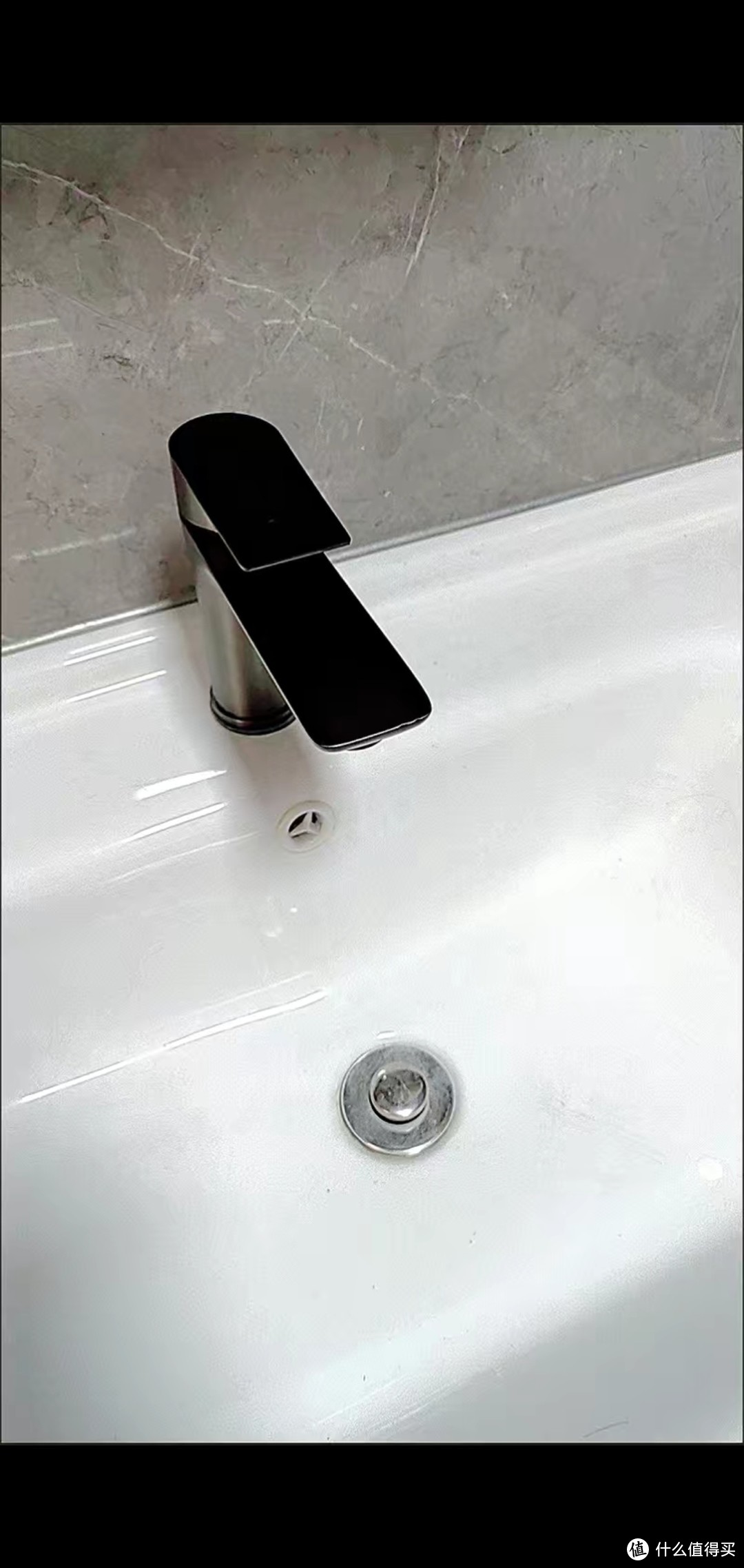浴室冷热水龙头：左右调节出水顺畅，可调水温，不锈钢材质，陶瓷片阀芯