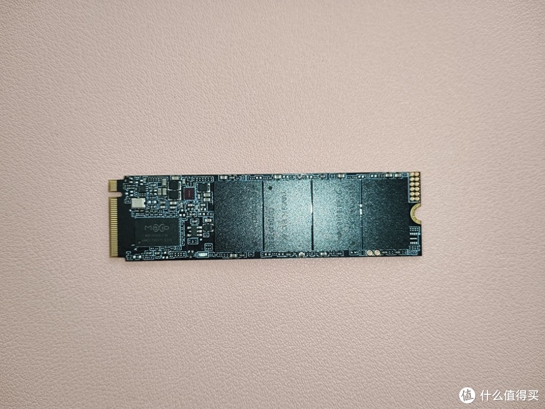 双十一还没到就开始卷了pcie 4.0的玖合J5000固态硬盘只要3.0的钱