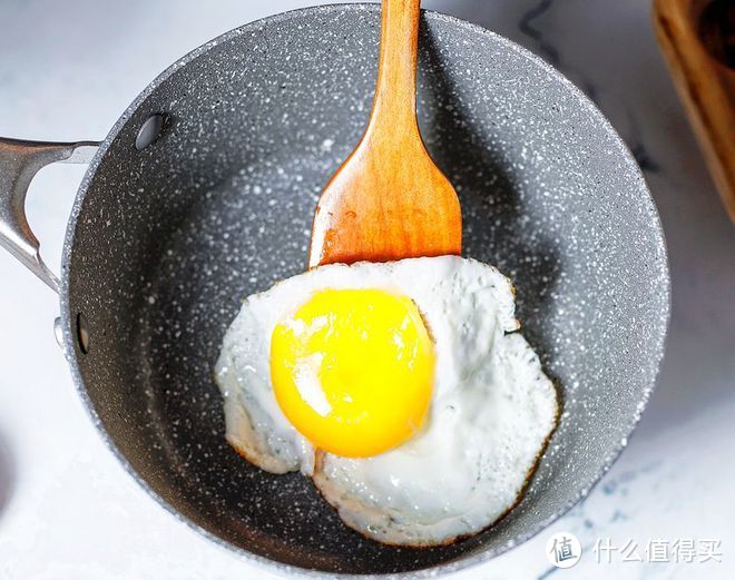 新手如何做煎蛋？两种好方法要收藏！