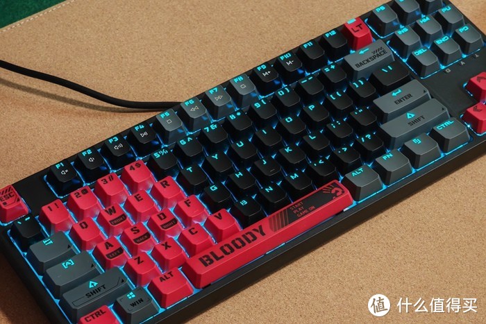 血手幽灵3玩家T87变速机械键盘：我愿称之为机械键盘“卷王之王”！