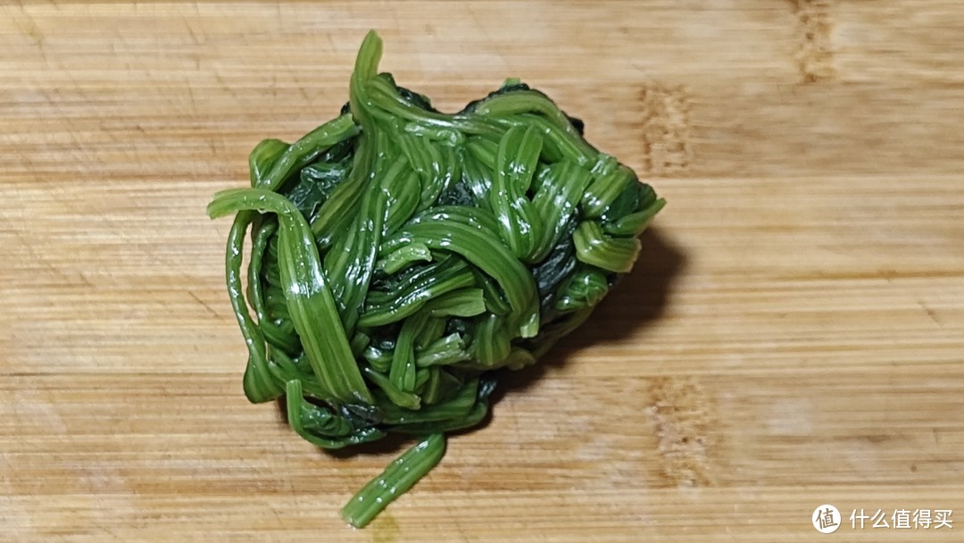 减脂期必备，好吃又好做的菠菜鸡蛋饼