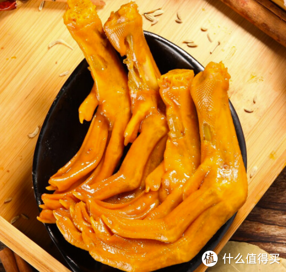 鸭掌零食界的黑马，双十一卤鸭掌夺冠，网友：吃了还想再吃!