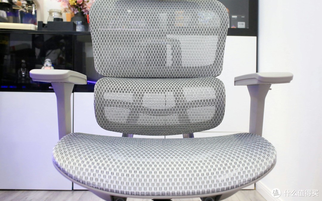 千元的价位，性价比超超的人体工学椅也可以呀！180天免费试坐，胜一人体工学椅深度测评