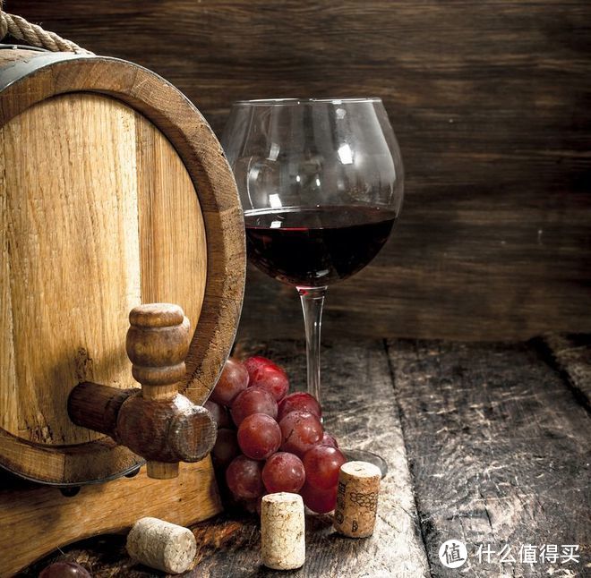 红酒和葡萄酒的区别在哪里？