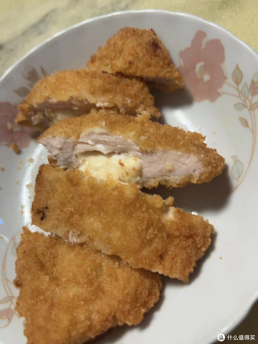 必品阁的爆芝士拉丝鸡排，一个鸡排干一碗饭