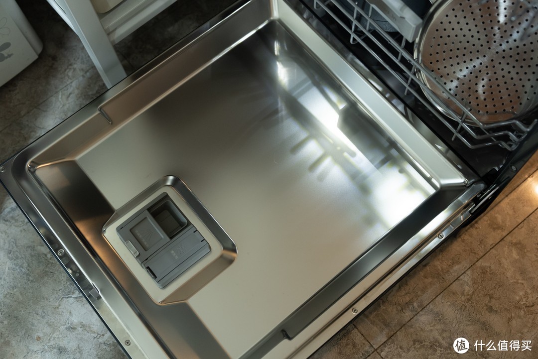 配置拉满、双变频洗碗机——凯度洗碗机18Z5拆机+洗、消、耗能全面测评