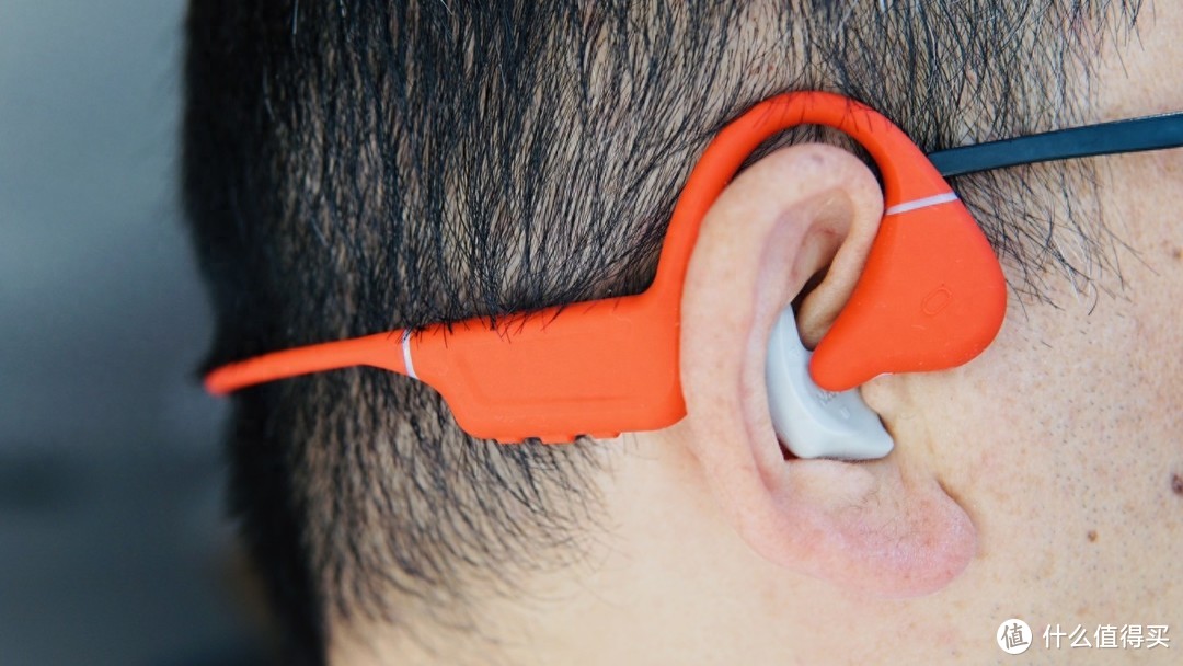 三种听音状态骨传导耳机， 保留骨传导的优势，更加接近入耳音质