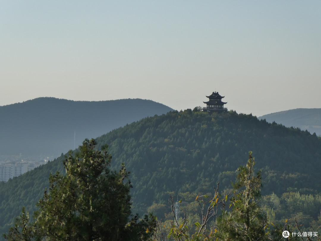 徐州龙腰山之环翠阁与望湖亭