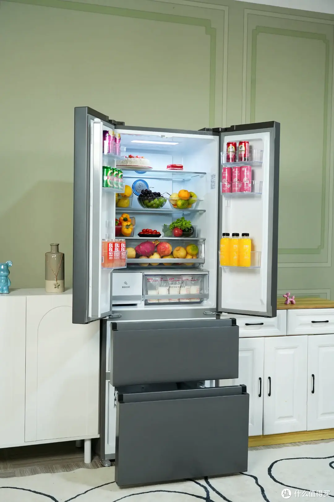 想要能与橱柜比肩齐的超薄冰箱？这五款中一定有你所爱！