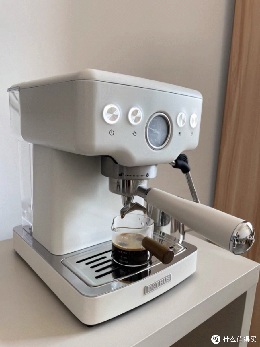 意式咖啡机怎么选？咖啡小白的家庭咖啡机入门指南，小型意式咖啡机保姆级选购攻略