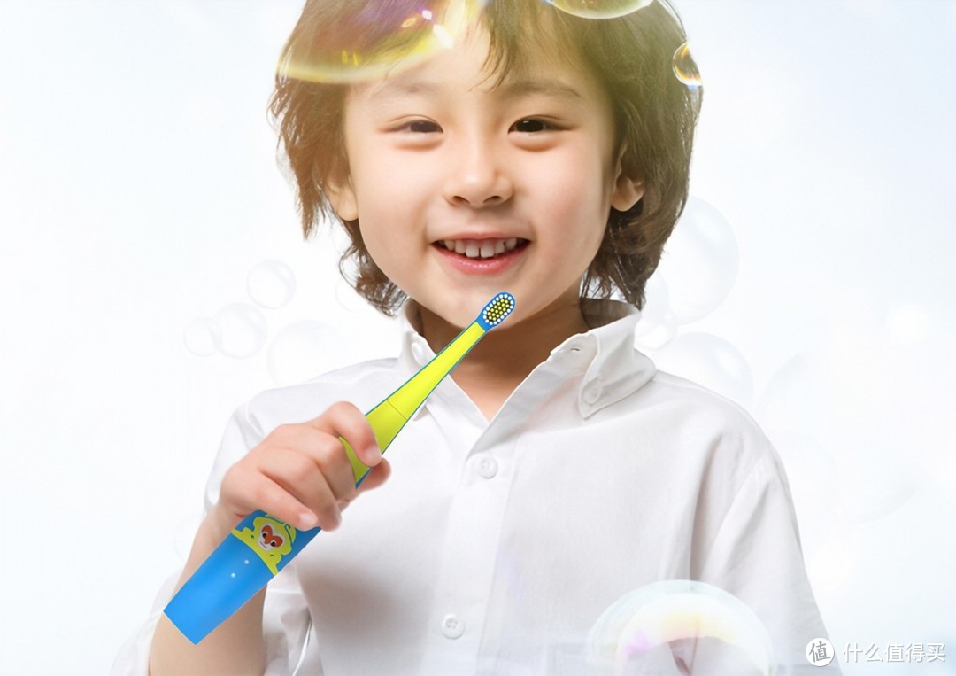 儿童使用电动牙刷的利与弊：曝光三大副作用缺点