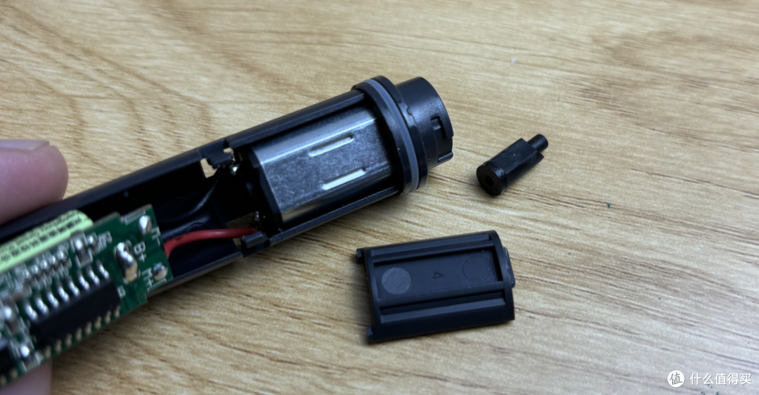 年轻人的第一把....小米米家电动鼻毛修剪器拆解