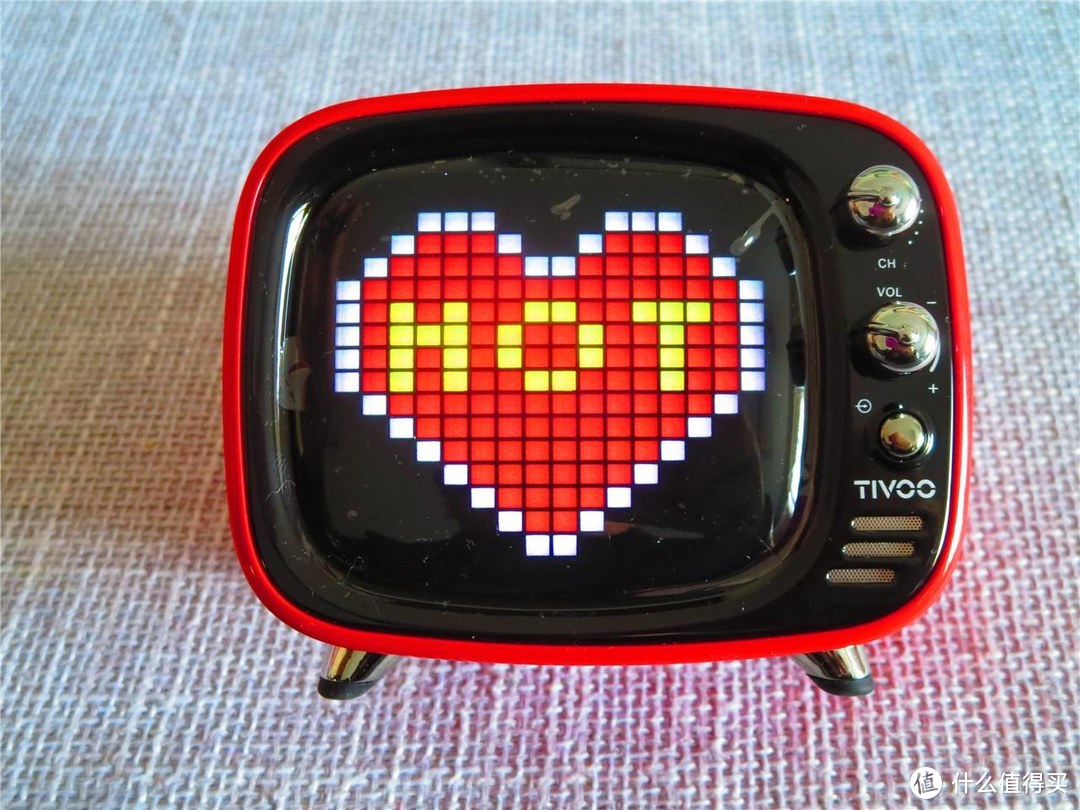像素与音乐更配老电视风格Tivoo像素蓝牙音箱