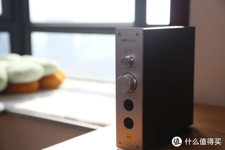 轻奢享受流媒体Hi-Fi 体验HIFIMAN EF500解码耳放一体机