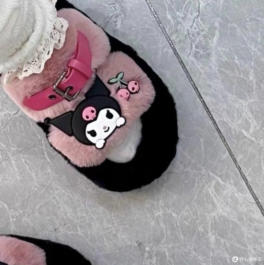 【冬季必备！温暖舒适的毛毛拖鞋】🎄