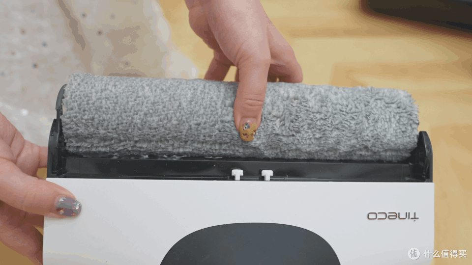 电池升级！质保延长！2分钟热水洗，5分钟高温速干的添可芙万Booster洗地机，使用表现如何？