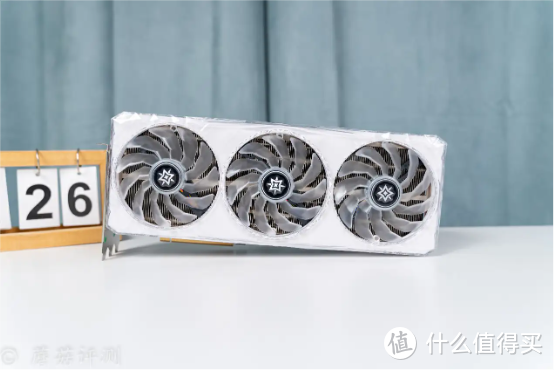 人到中年的最后一次疯狂，13700K搭配RTX4090显卡的TUF全家桶装机体验