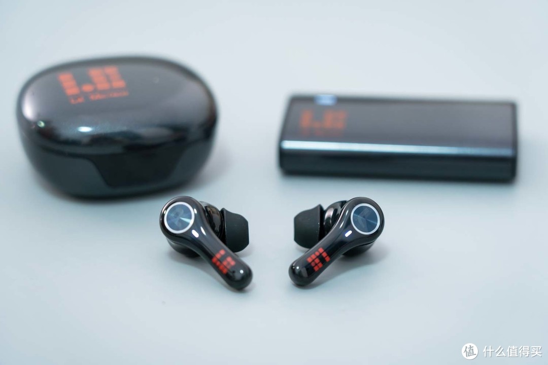 LE EWX 真无线监听耳机评测：直播、短视频、唱歌专用好装备