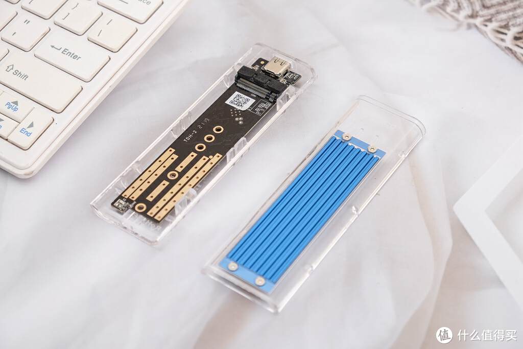 奥睿科固态硬盘SSD J10+10Gb硬盘盒体验：存储的“黄金搭档”
