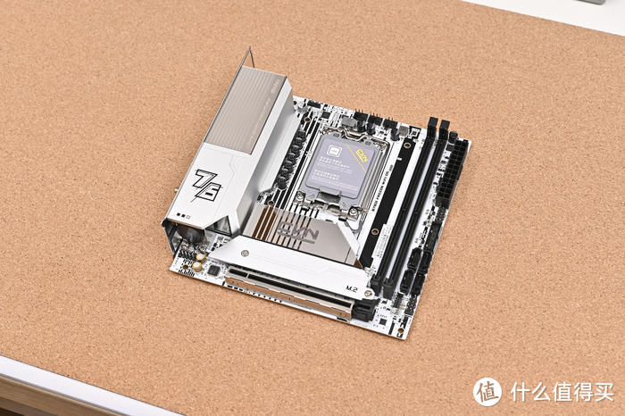 装一台阳极银高质感直插ITX——七彩虹 B760I+影驰 4070+DENG A12Pro 装机展示