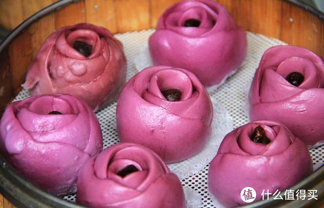 紫薯馒头怎样才能颜色鲜艳？简单两个小窍门，馒头就鲜艳了！