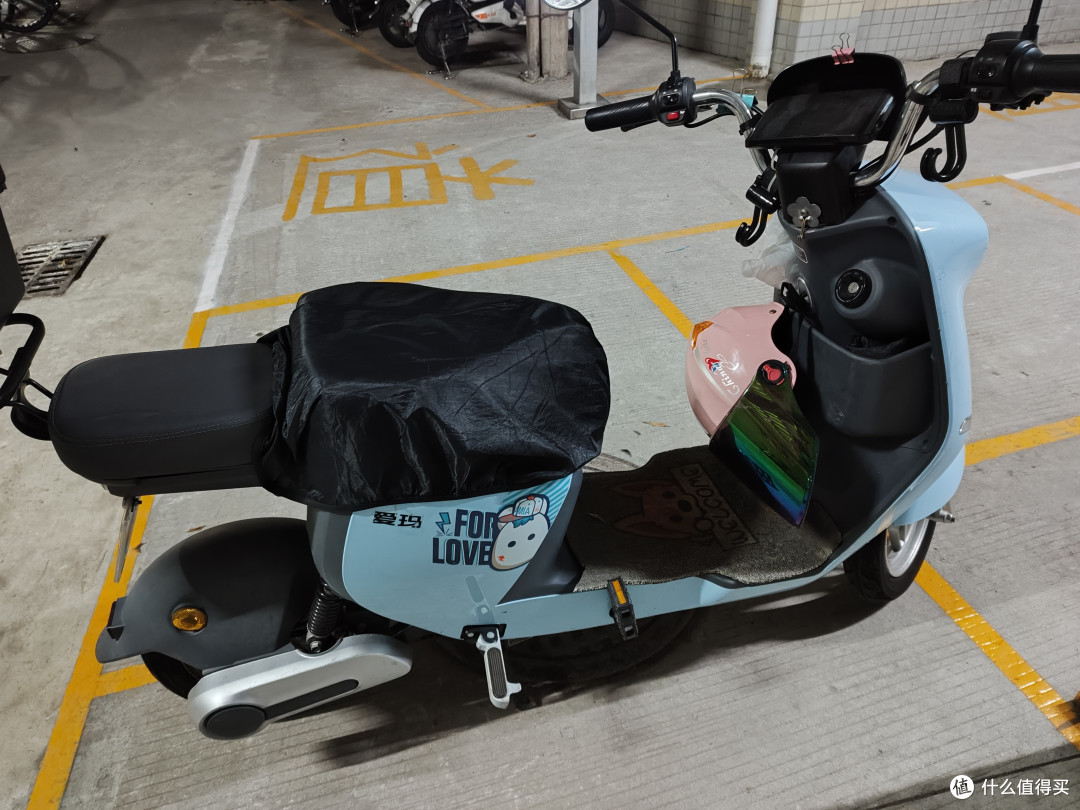 玩具模型篇五爱玛电动车让你的出行更美好