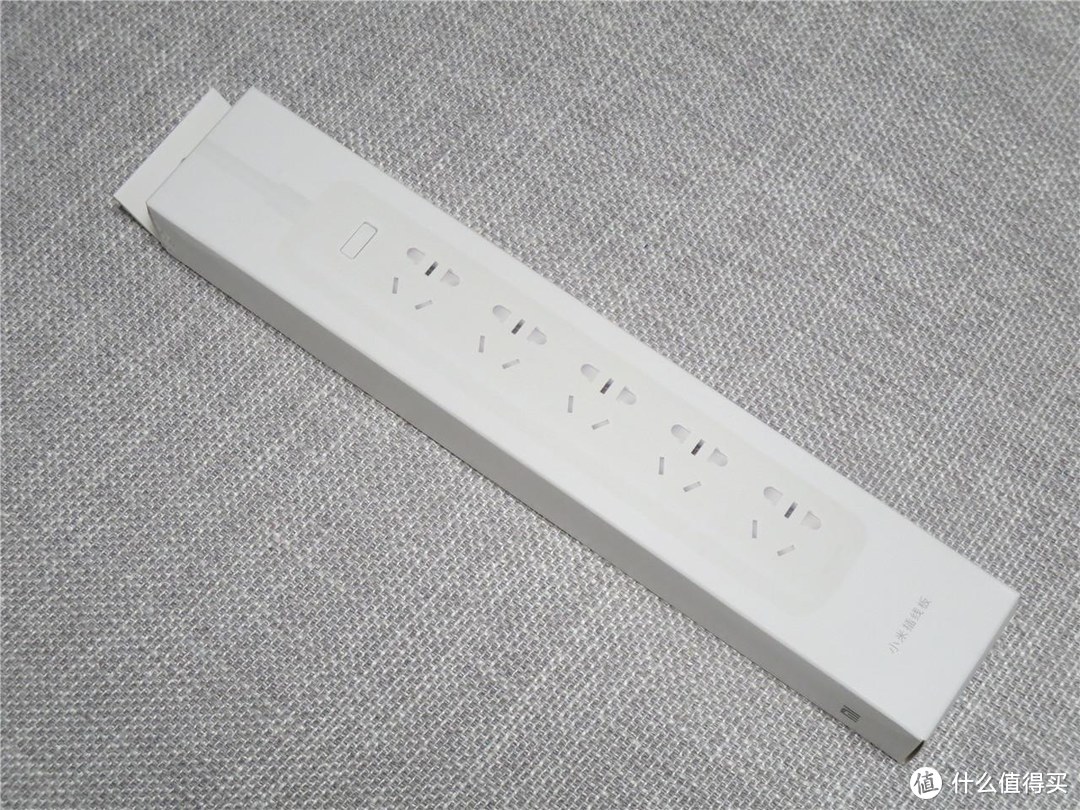 颜值高生活旅行中实用的小米插线板5孔位版