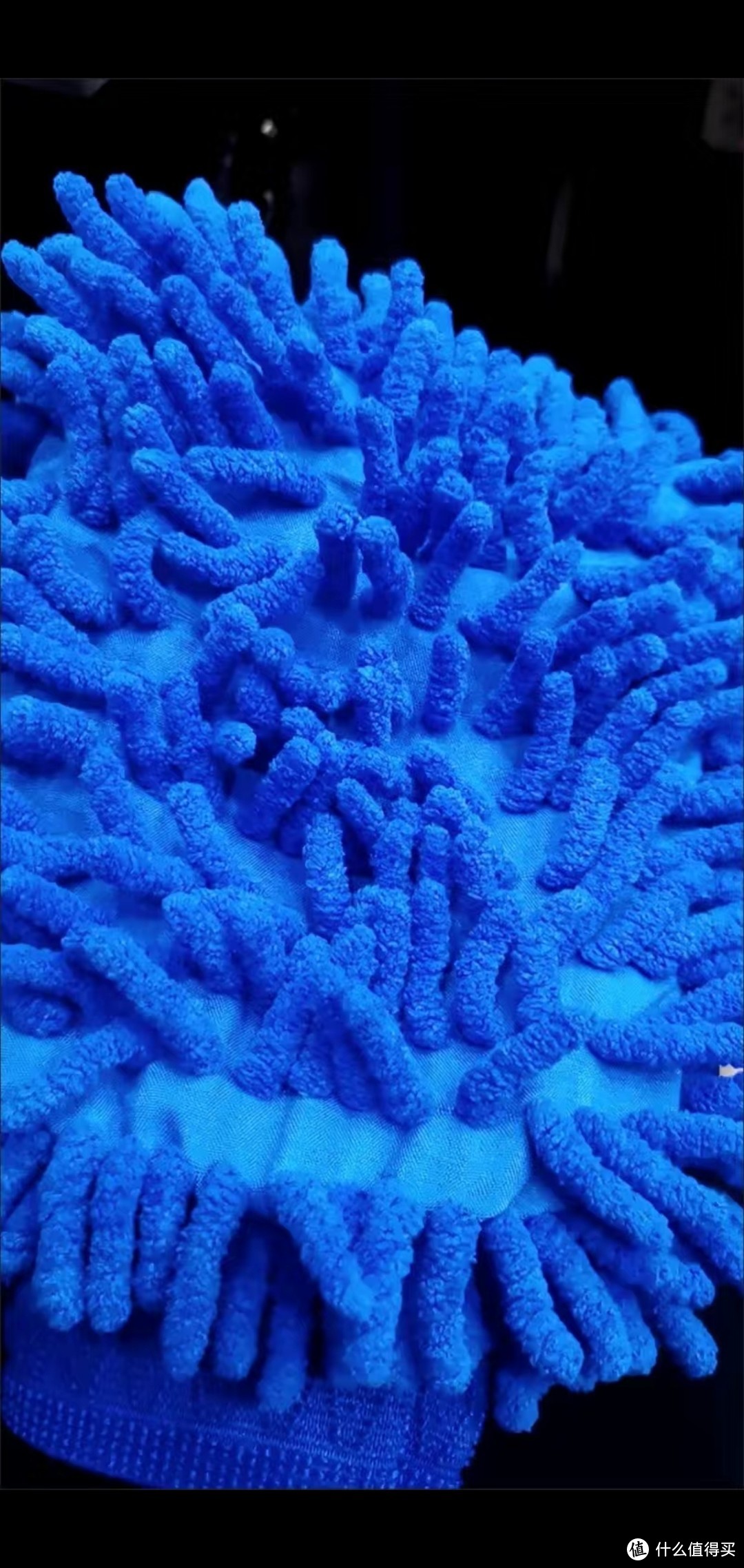 珊瑚虫洗车毛绒手套 - 轻松搞定死角缝隙，强力吸水，去污更柔韧