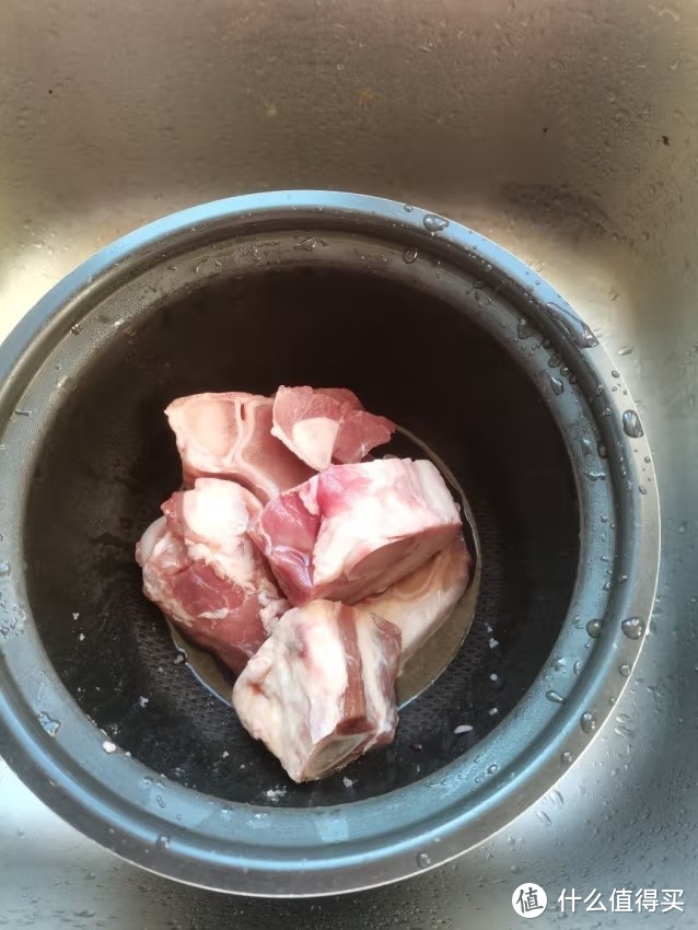如何做出美味的黑猪肉？