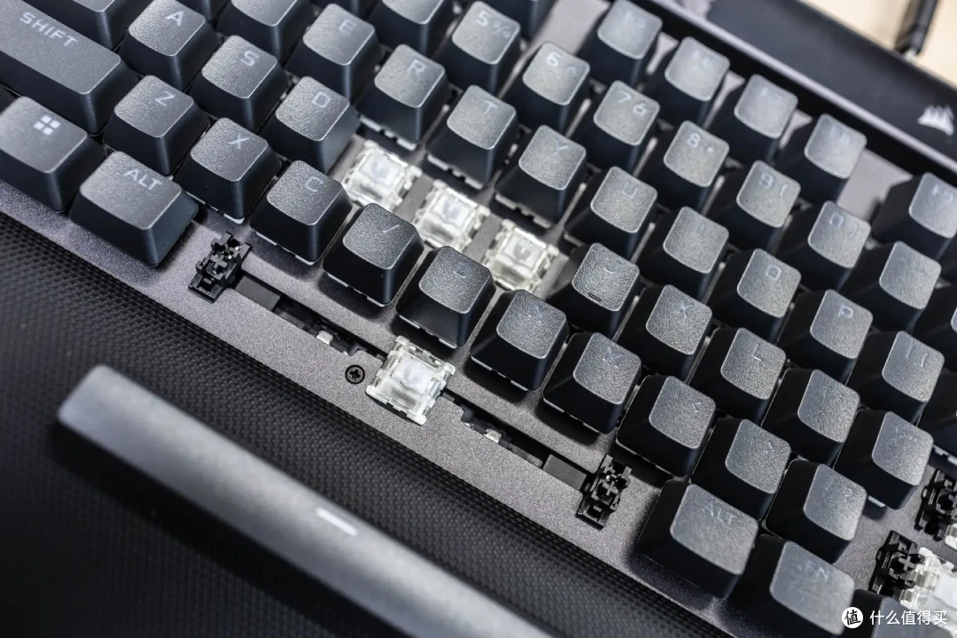 全新可调磁轴,定义最强电竞,海盗船k70 max机械键盘